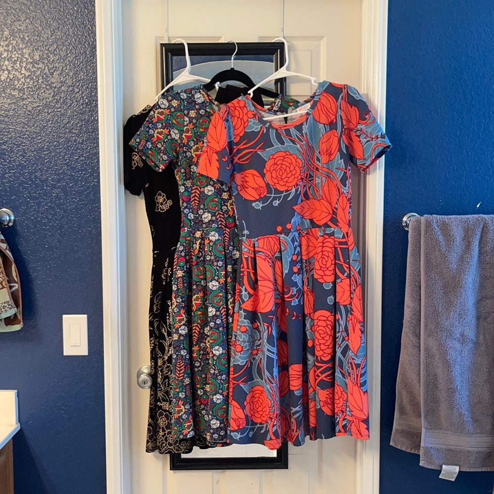 3 medium Amelia Lularoe dresses